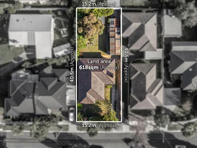 House for sale in Bentleigh East
