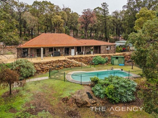House for sale in Hovea, Western Australia