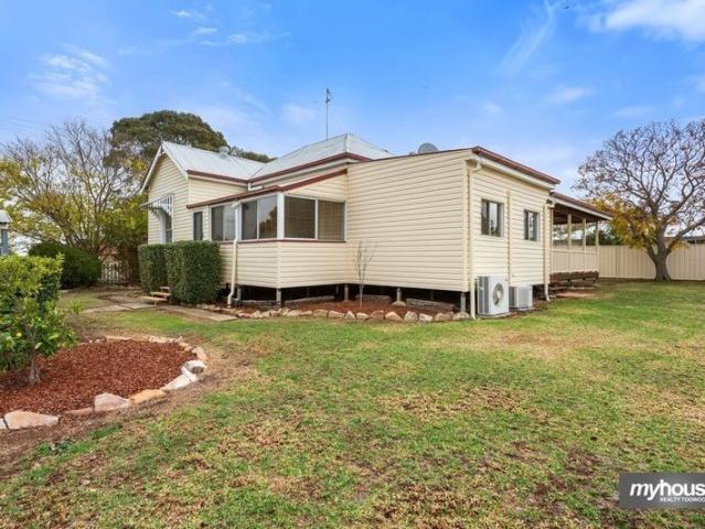 House for sale in Kingsthorpe, Queensland