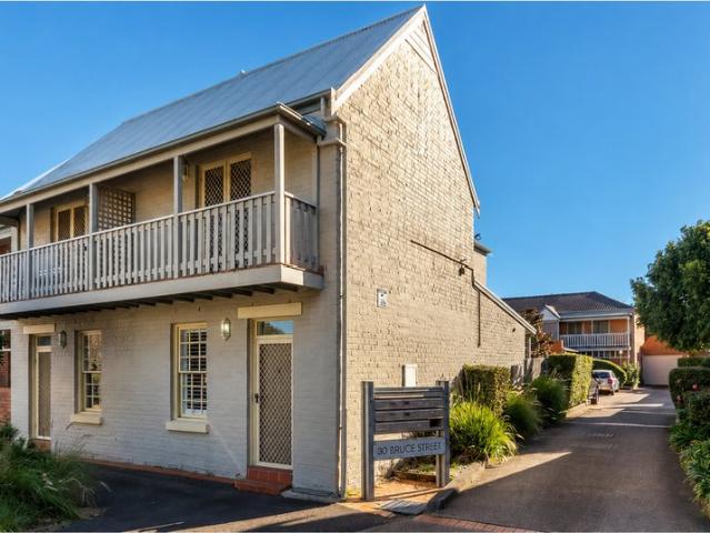 Townhouse for sale in Ambergate, New South Wales