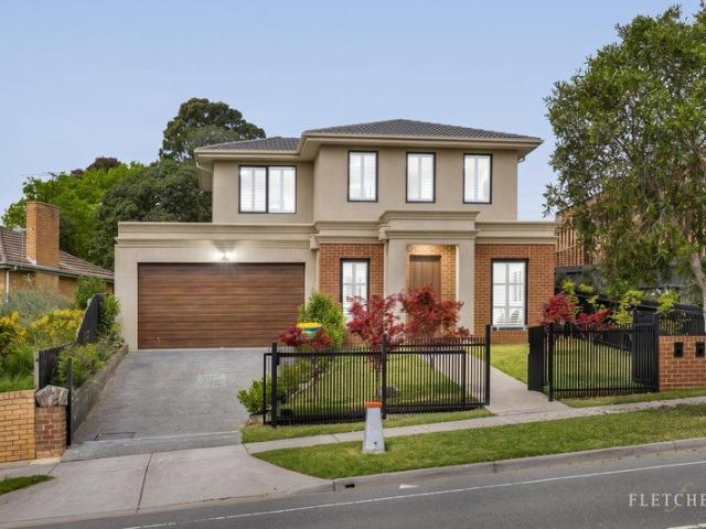 Townhouse for sale in Greythorn, Melbourne