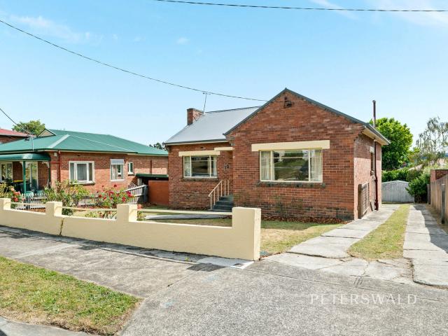 House for sale in Lenah Valley