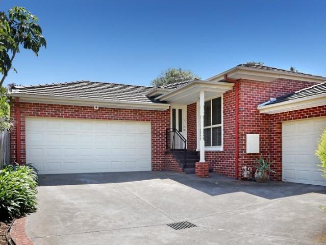Townhouse for rent in Bentleigh East, Melbourne