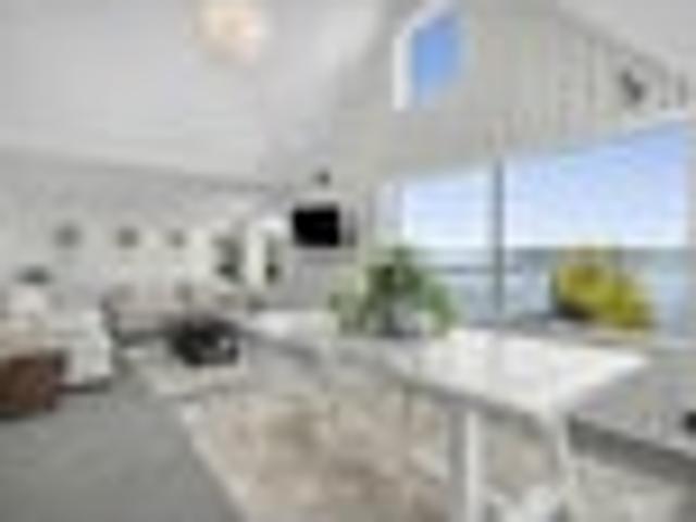 House for sale in Days Bay, Wellington
