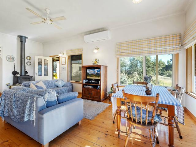 House for sale in Newlands Arm, Victoria