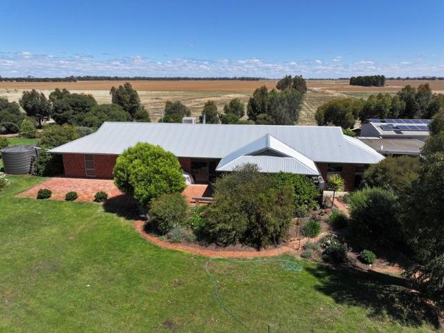 Cottage for sale in Timmering, Victoria