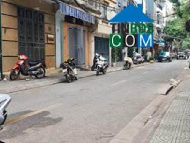 Nhà mặt phố bán tại Hoàn Kiếm, Hà Nội