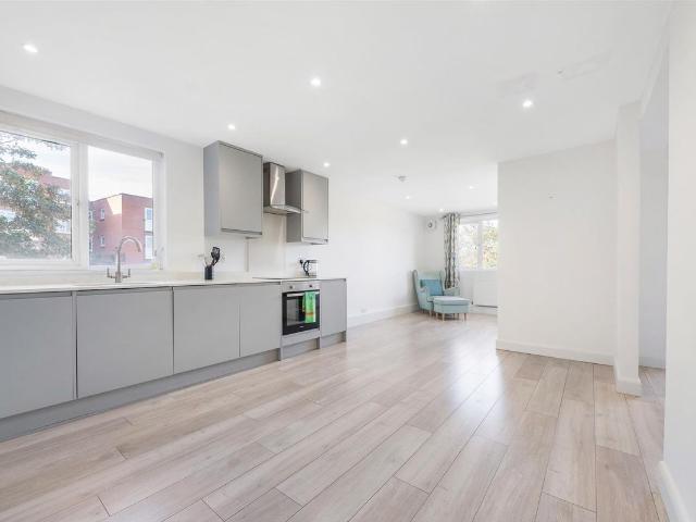 Apartment for rent in London Borough of Lambeth, Greater London