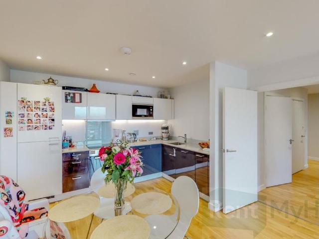 House for rent in Deptford Market Yard, Greater London