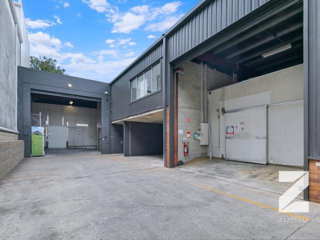 Warehouse for rent in Tingalpa, Greater Brisbane