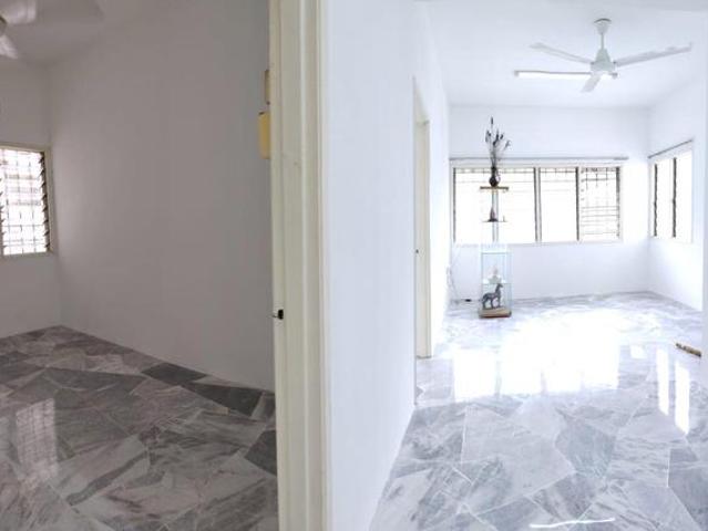 Apartment for sale in Petaling, Subang Jaya