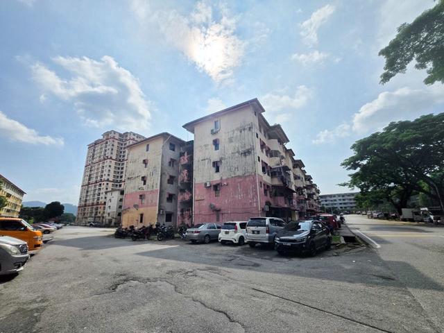 Apartment for sale in Langat, Selangor