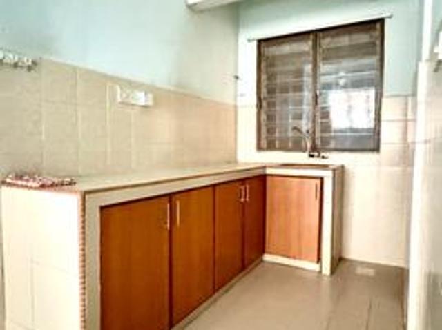 Flat for sale in Petaling, Alam Impian