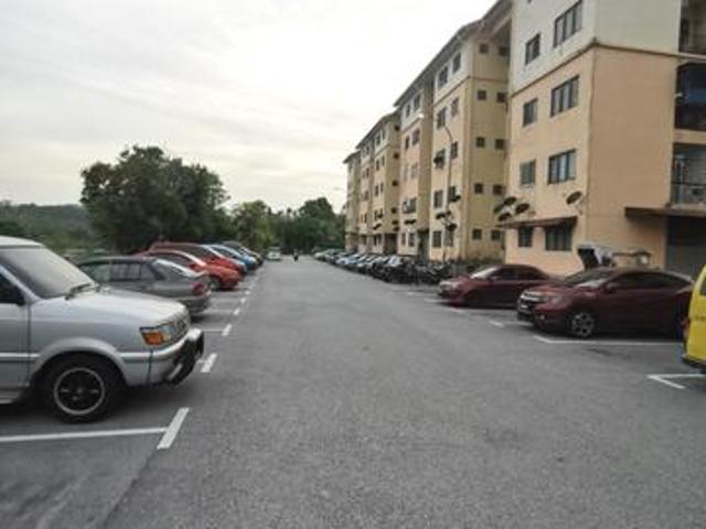 Apartment for sale in Sendayan Village, Negeri Sembilan