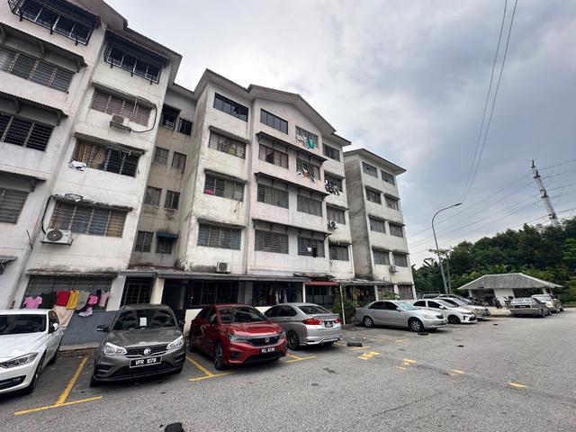 Flat for sale in Petaling, Damansara Damai