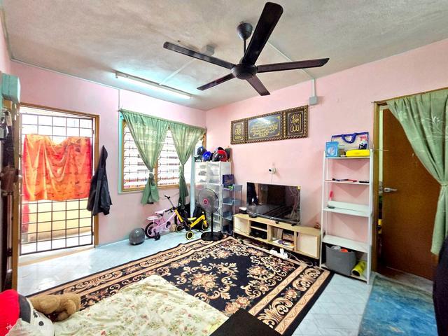 Flat for sale in Country Heights Damansara, Kuala Lumpur