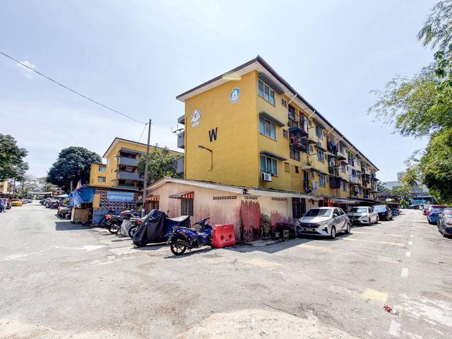 Flat for sale in Country Heights Damansara, Kuala Lumpur