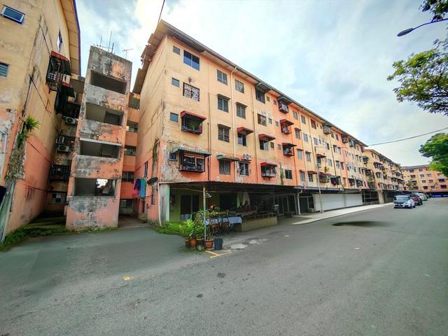 Flat for sale in Puchong, Majlis Bandaraya Subang Jaya
