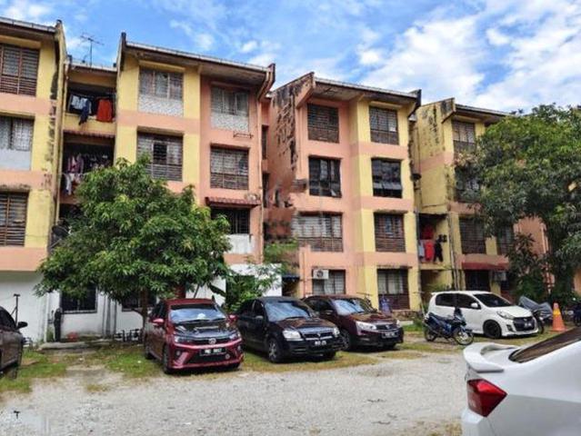 Flat for sale in Langat, Selangor