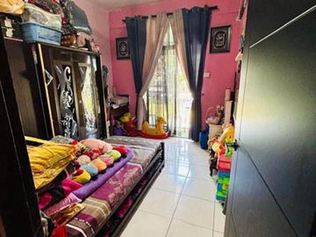 Flat for sale in Wellesley, Penang