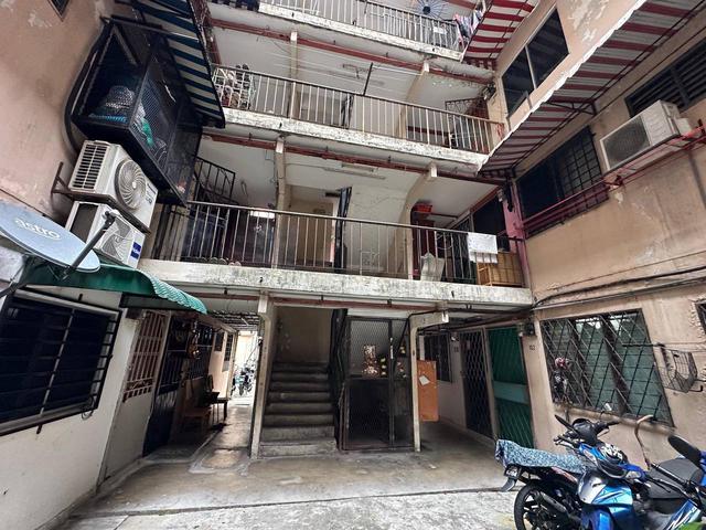 Flat for sale in Kajang, Langat