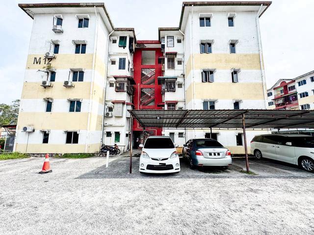 Apartment for sale in Kajang, Langat