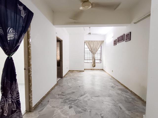 Flat for sale in Kajang, Langat