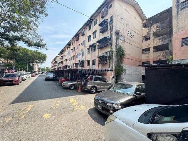 Flat for sale in Petaling, Subang Jaya