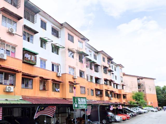 Flat for sale in Petaling, Subang Jaya