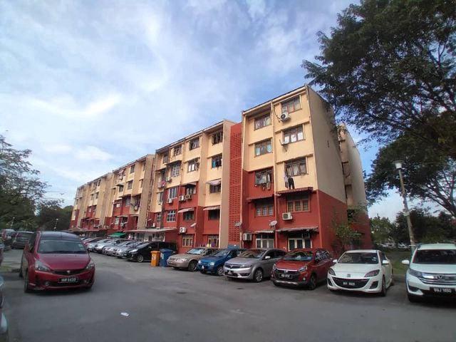 Flat for sale in Petaling, Alam Impian