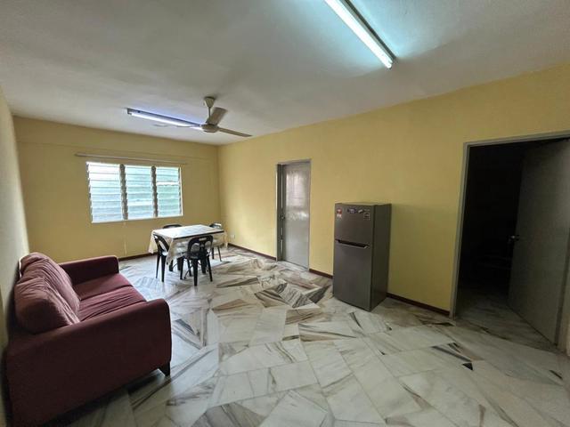 Flat for sale in Petaling, Alam Impian