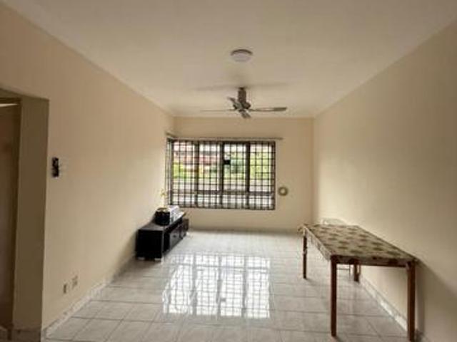 Apartment for sale in Petaling, Damansara Damai