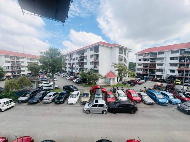 Apartment for sale in Petaling, Alam Impian