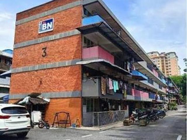 Flat for sale in Petaling, Alam Impian