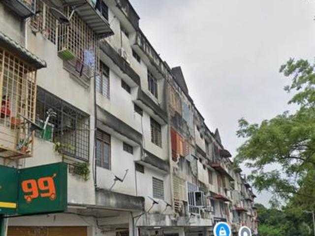 Apartment for sale in Kajang, Langat