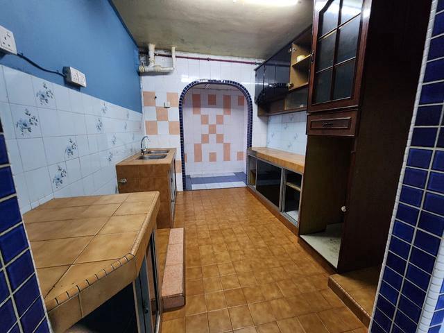 Flat for sale in Petaling, Alam Impian