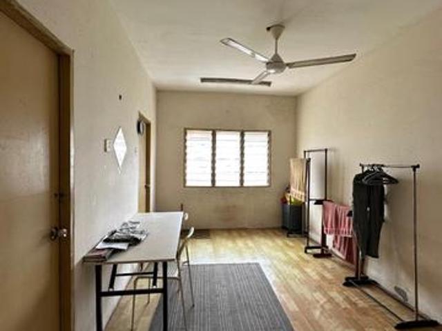 Flat for sale in Petaling, Alam Impian