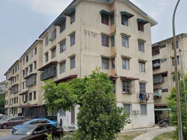Flat for sale in Kajang, Langat
