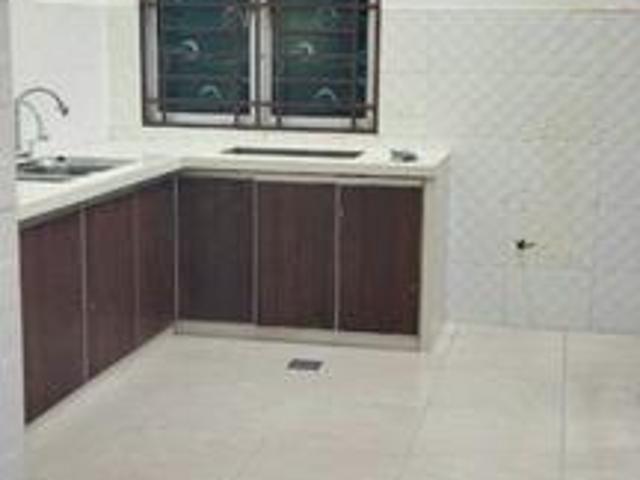 Terraced House for rent in Mukim 13, Georgetown
