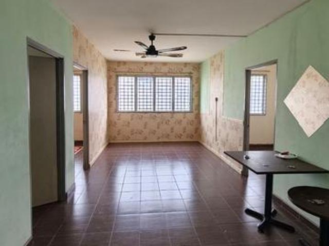 Flat for sale in Bandar Puncak Alam, Kuala Selangor