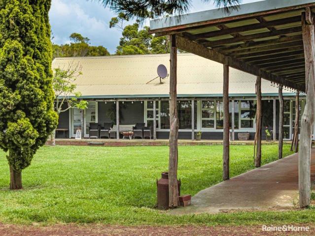 Cottage for sale in Scotsdale, Western Australia