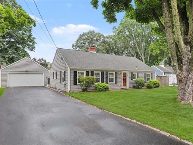 House for sale in Cumberland, Providence County