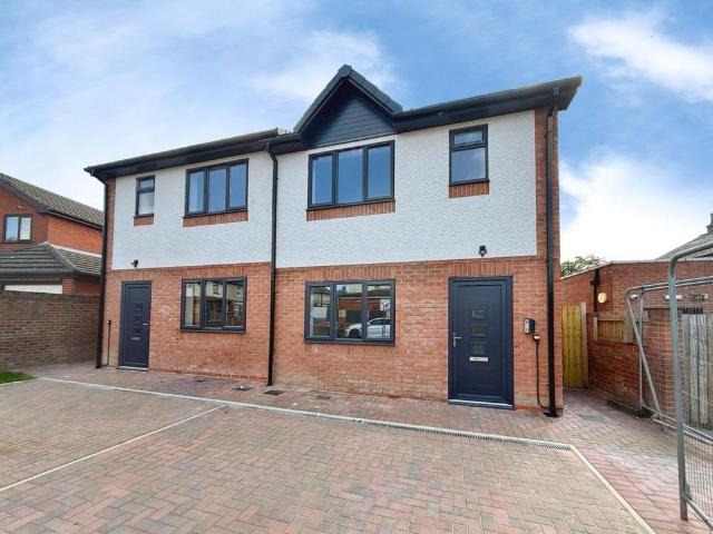 House for rent in Westleigh, Wigan
