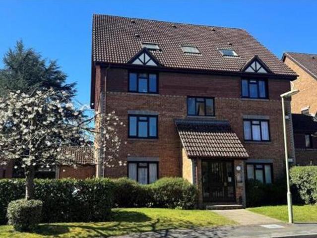 House for sale in Horsell, Woking