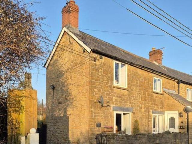 House for sale in Yeovil, Somerset