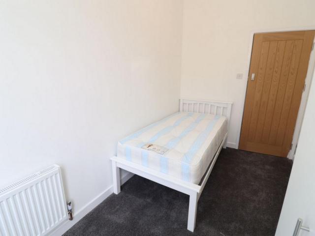 Room for rent in London Borough of Ealing, Greater London