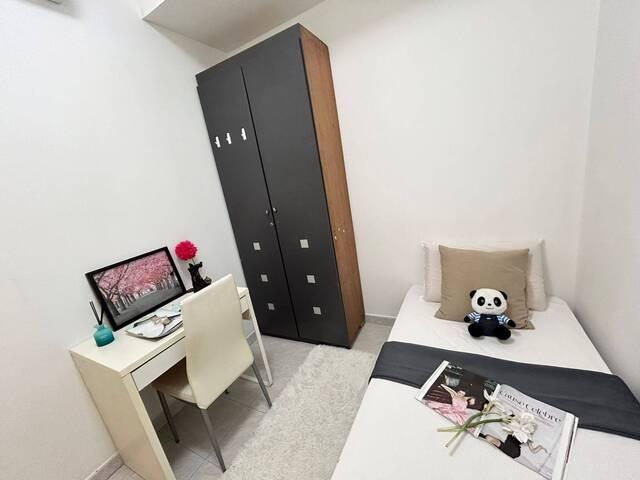 Room for rent