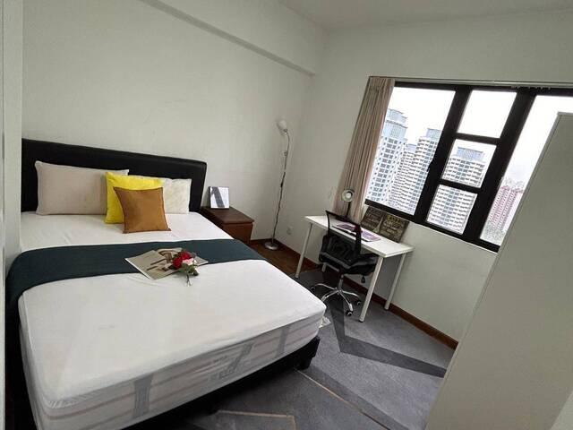 Room for rent in Telok Blangah