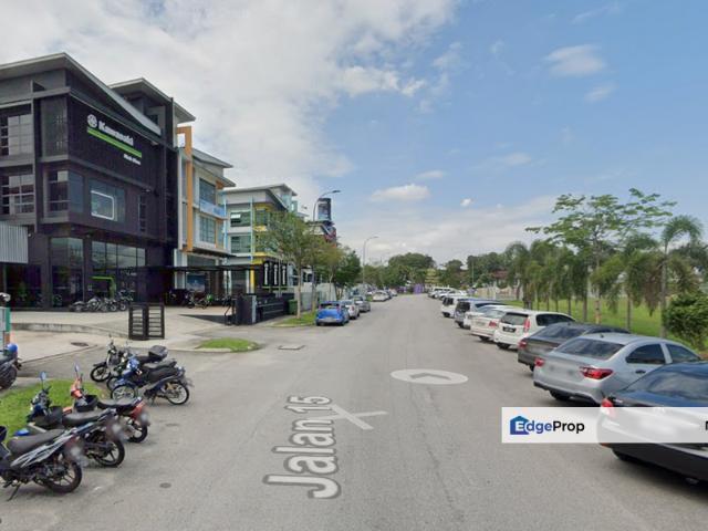 Warehouse for rent in Petaling, Alam Impian