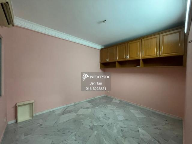 Warehouse for sale in Johore Bahru, Johor